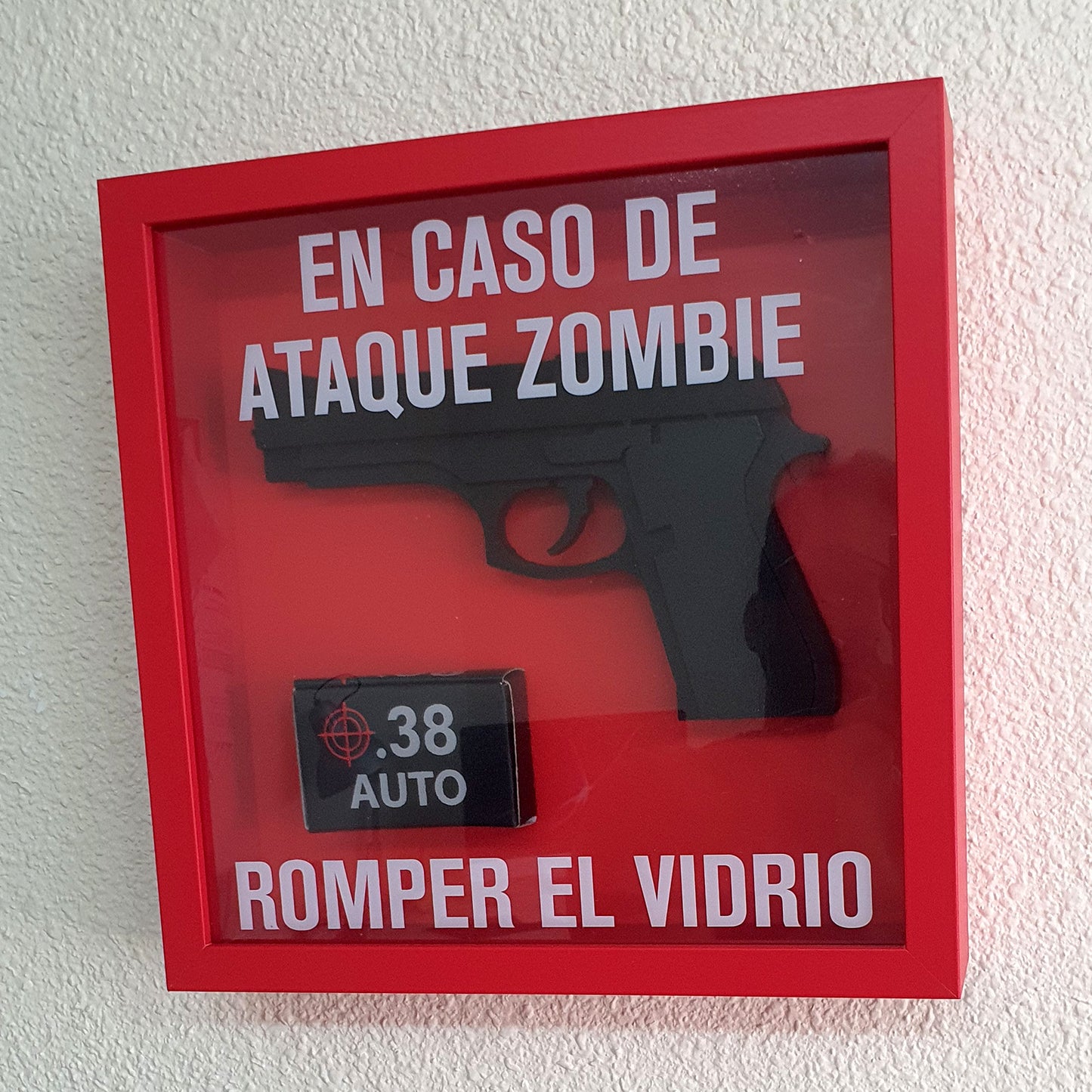 Cuadro 3D en caso de ataque zombie romper el vidrio